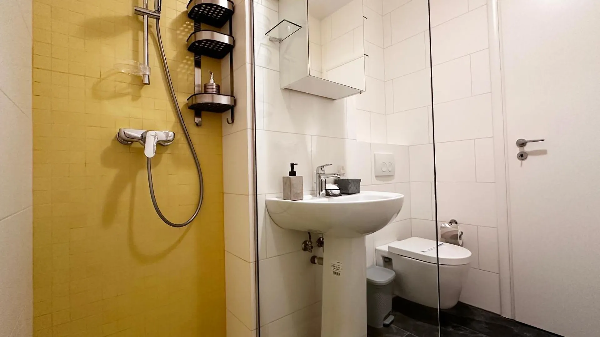 Smart Living Plaza Apartment Bucharest Romania